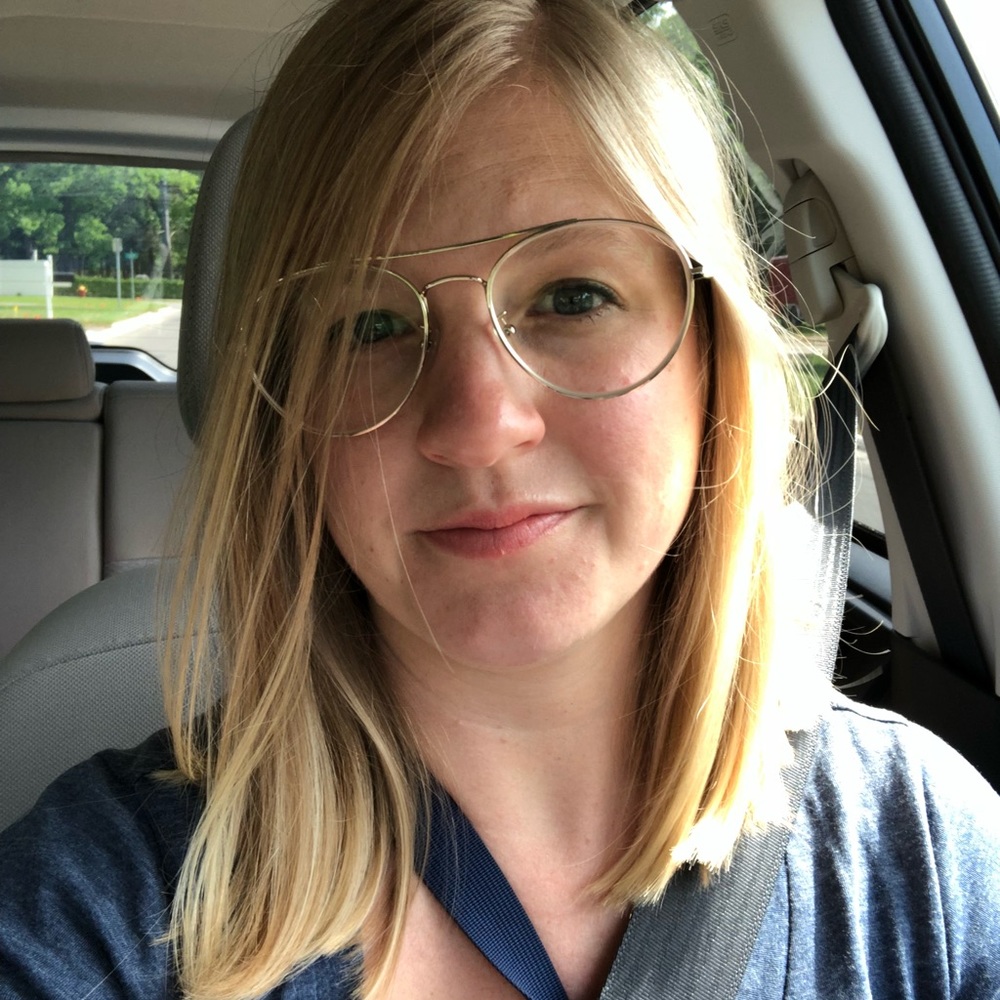 Meet your Posher, Carrie